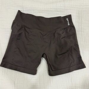 Dfyne Impact Shorts in Truffle